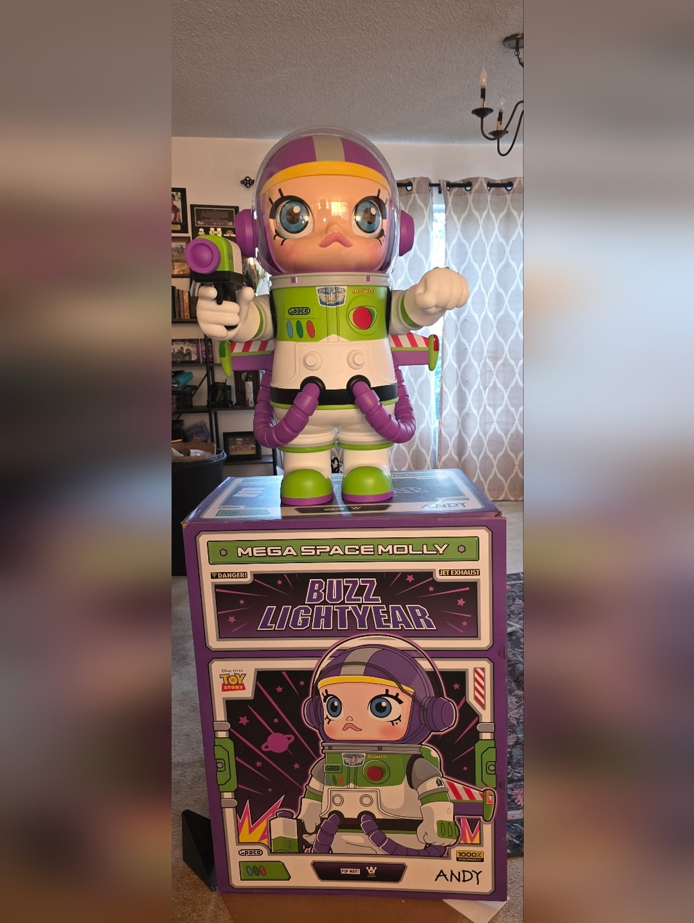 1000% Mega Space Molly Buzz Lightyear